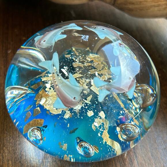 Vintage Murano Style Controlled Bubbles Dolphins w/ Gold Flakes Paperweight - Picture 3 of 9